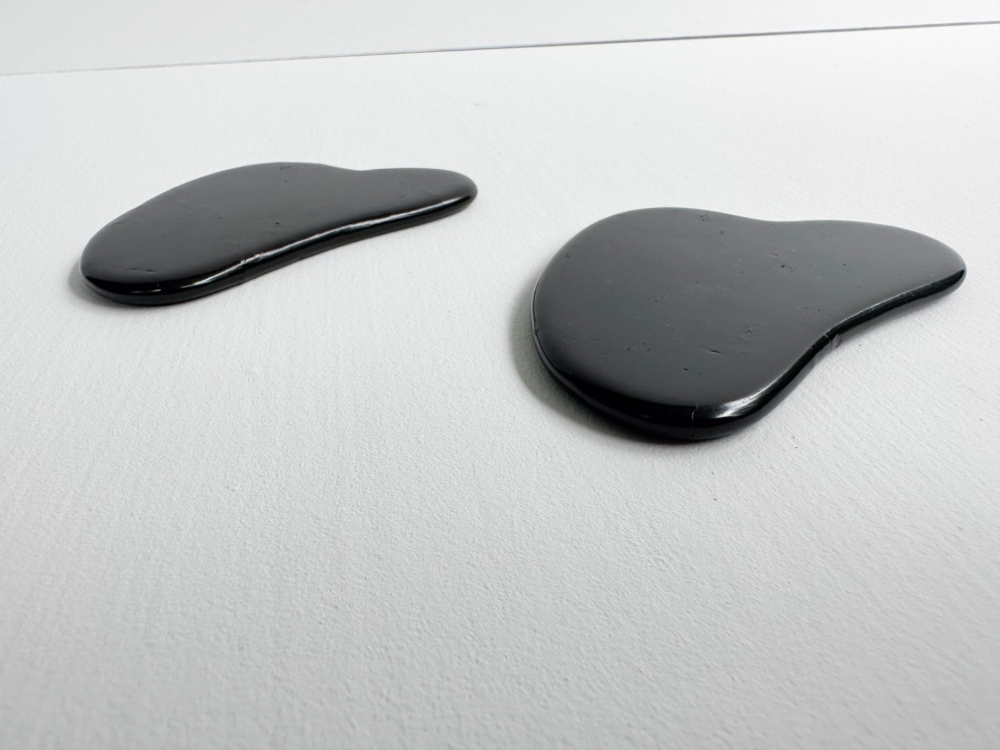 Gua Sha C60 Carbon Living