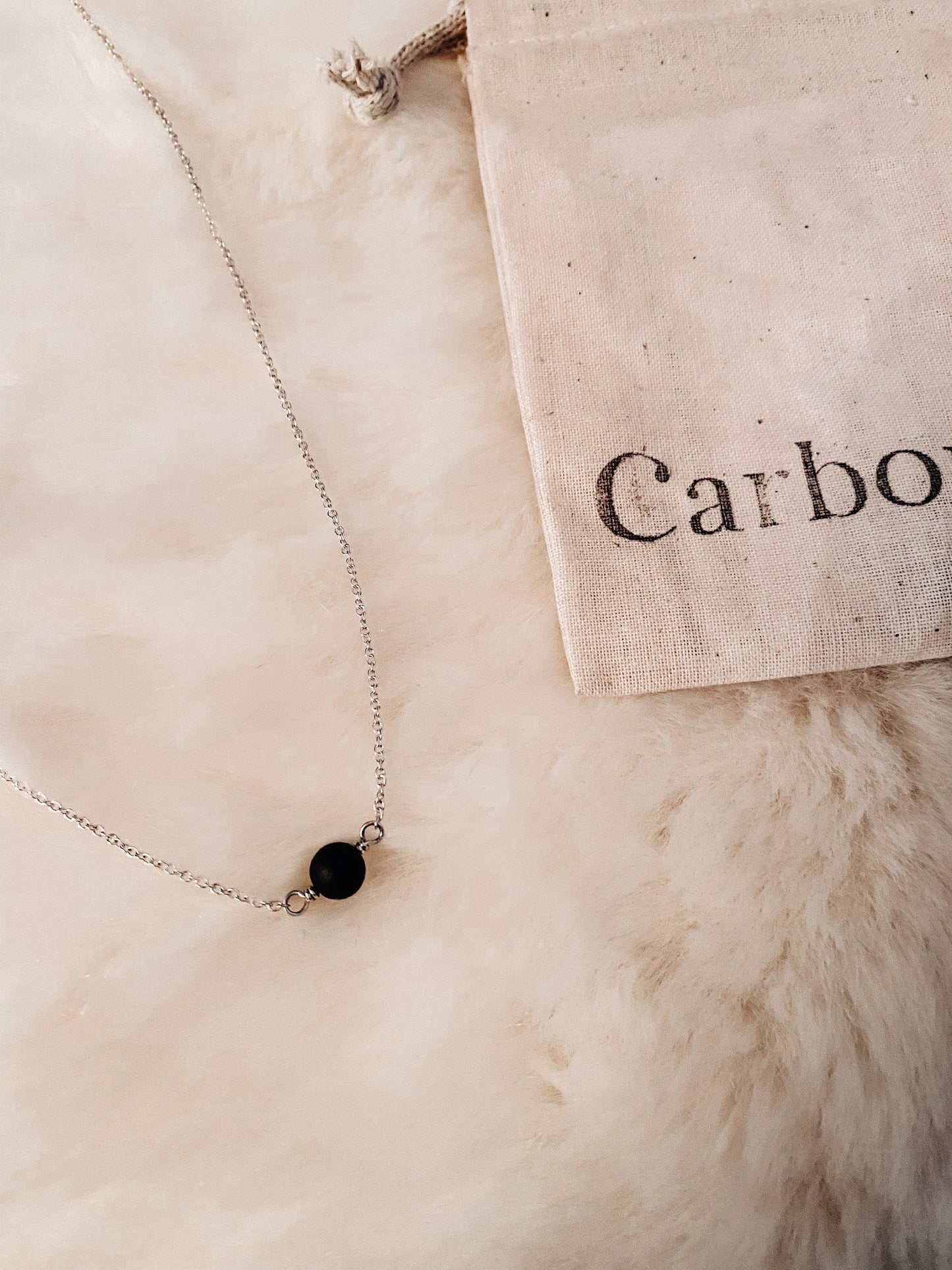YASA - Chaîne 1 perle Carbon Living