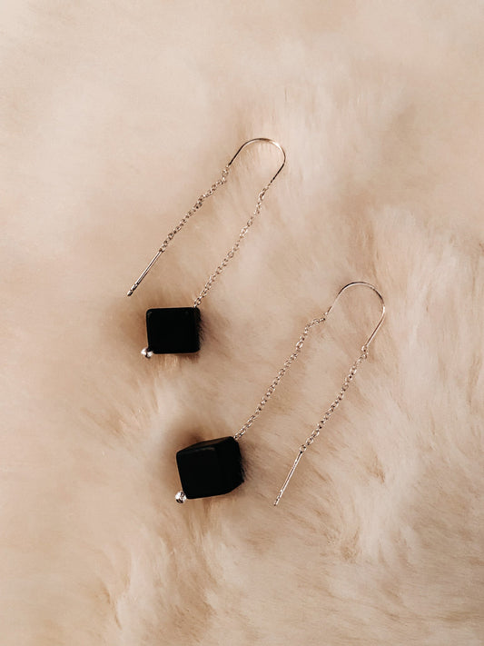 YASA - Enfile aiguille Carbon Living