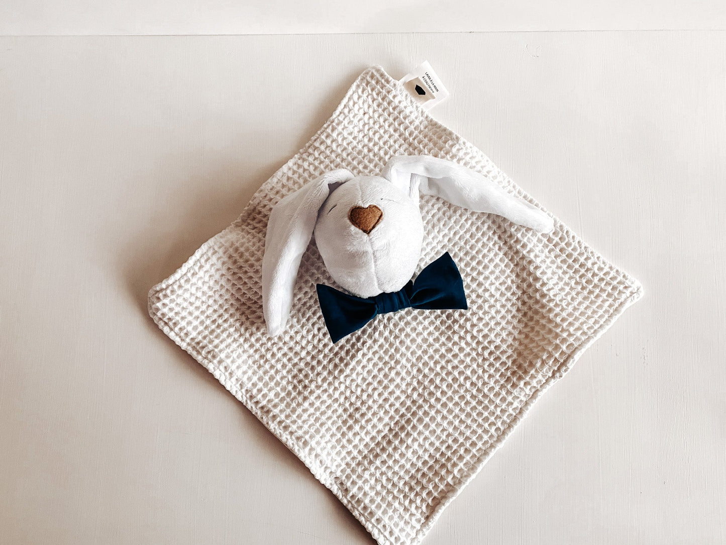 Toutou Carbony Carbon Living