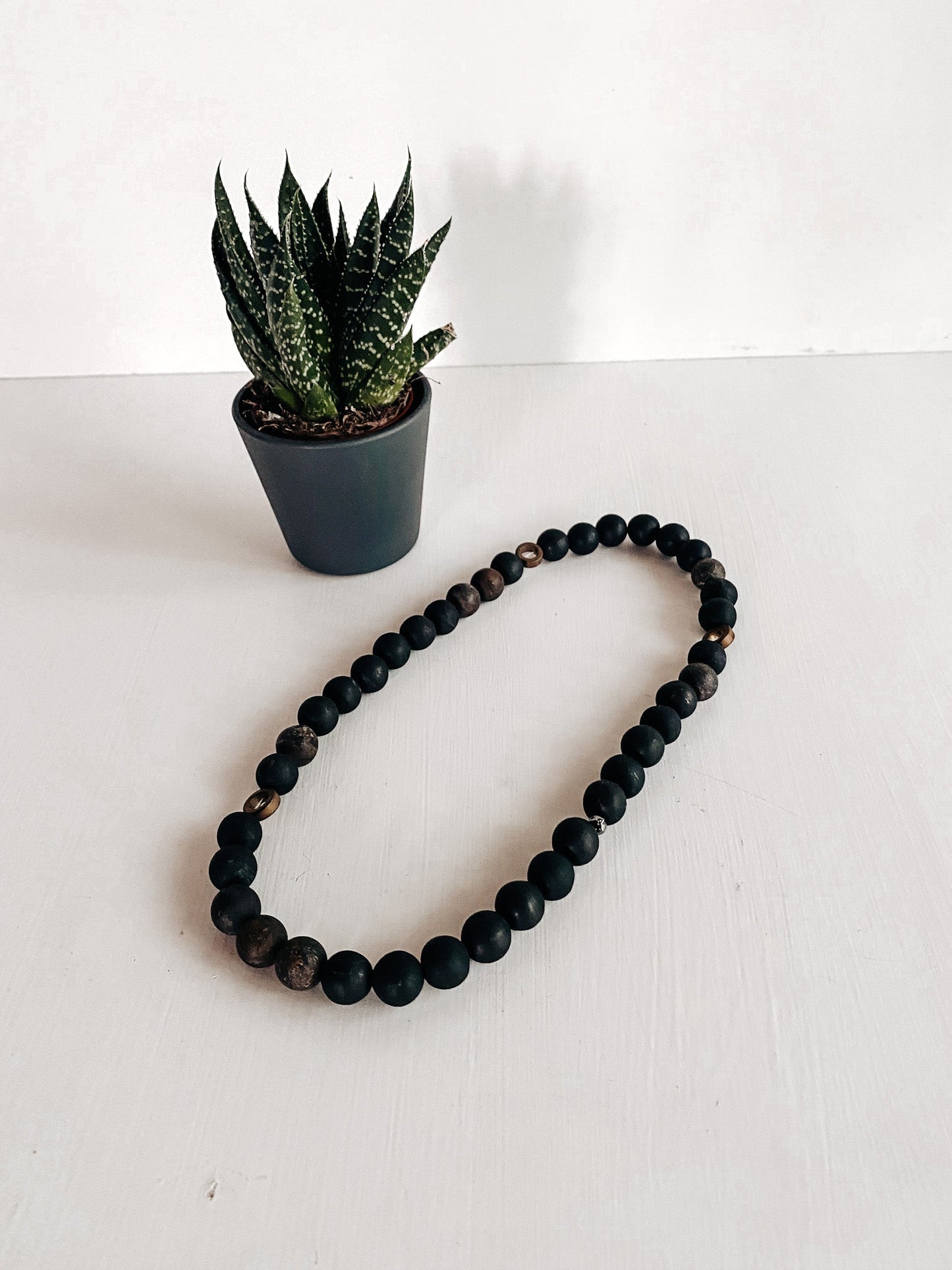 OYO - M. - Colliers Carbon Living