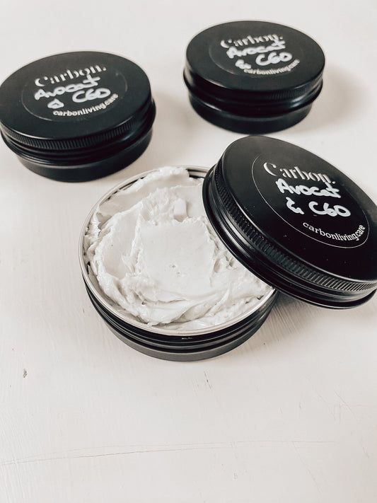 Beurre fouetté à l’avocat et C60 Carbon Living