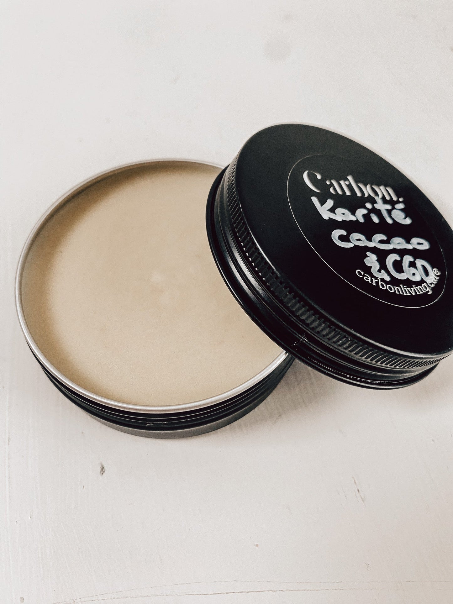 Beurre fouetté de karité, cacao et C60 Carbon Living