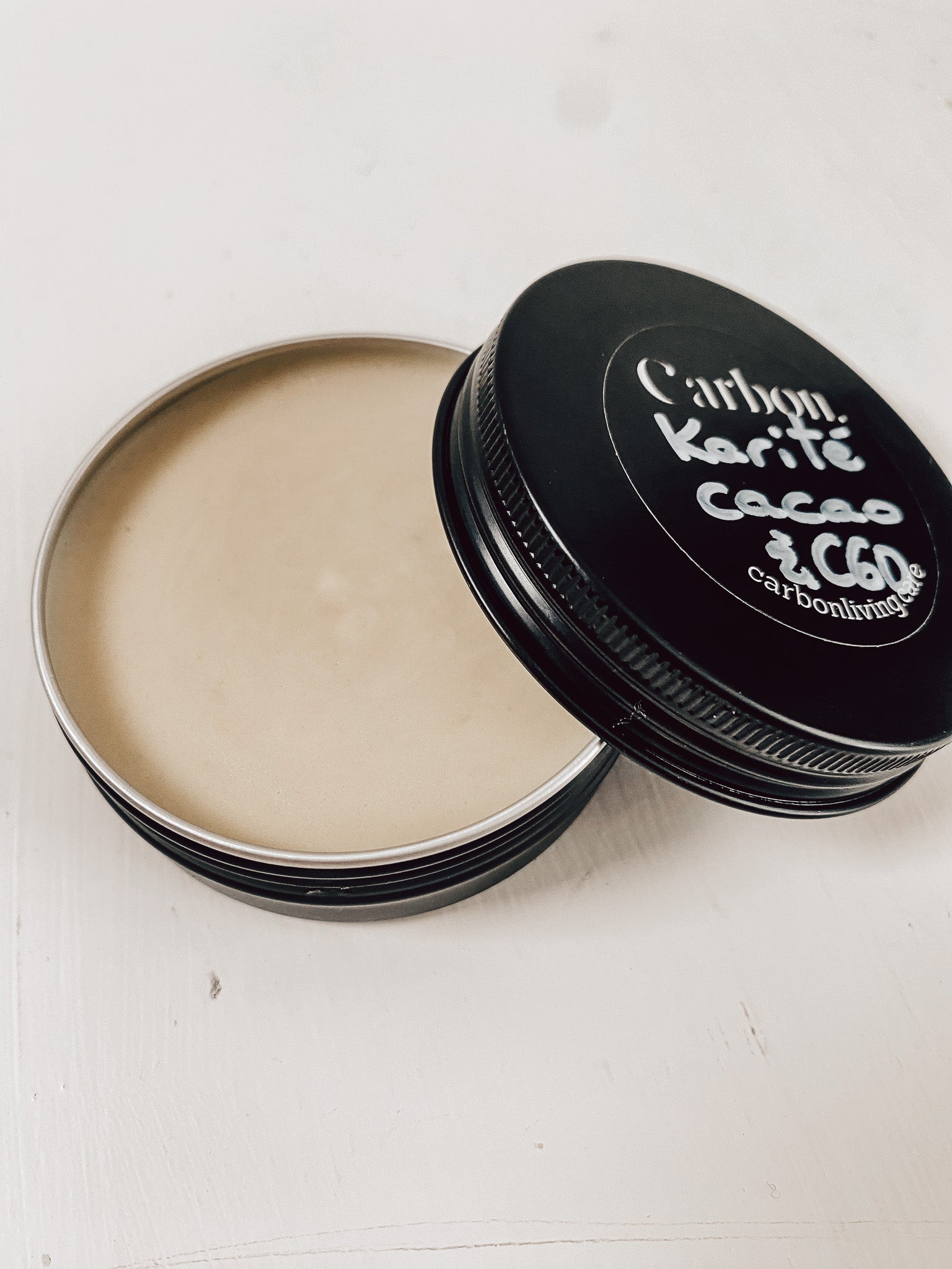Beurre fouetté de karité, cacao et C60 Carbon Living