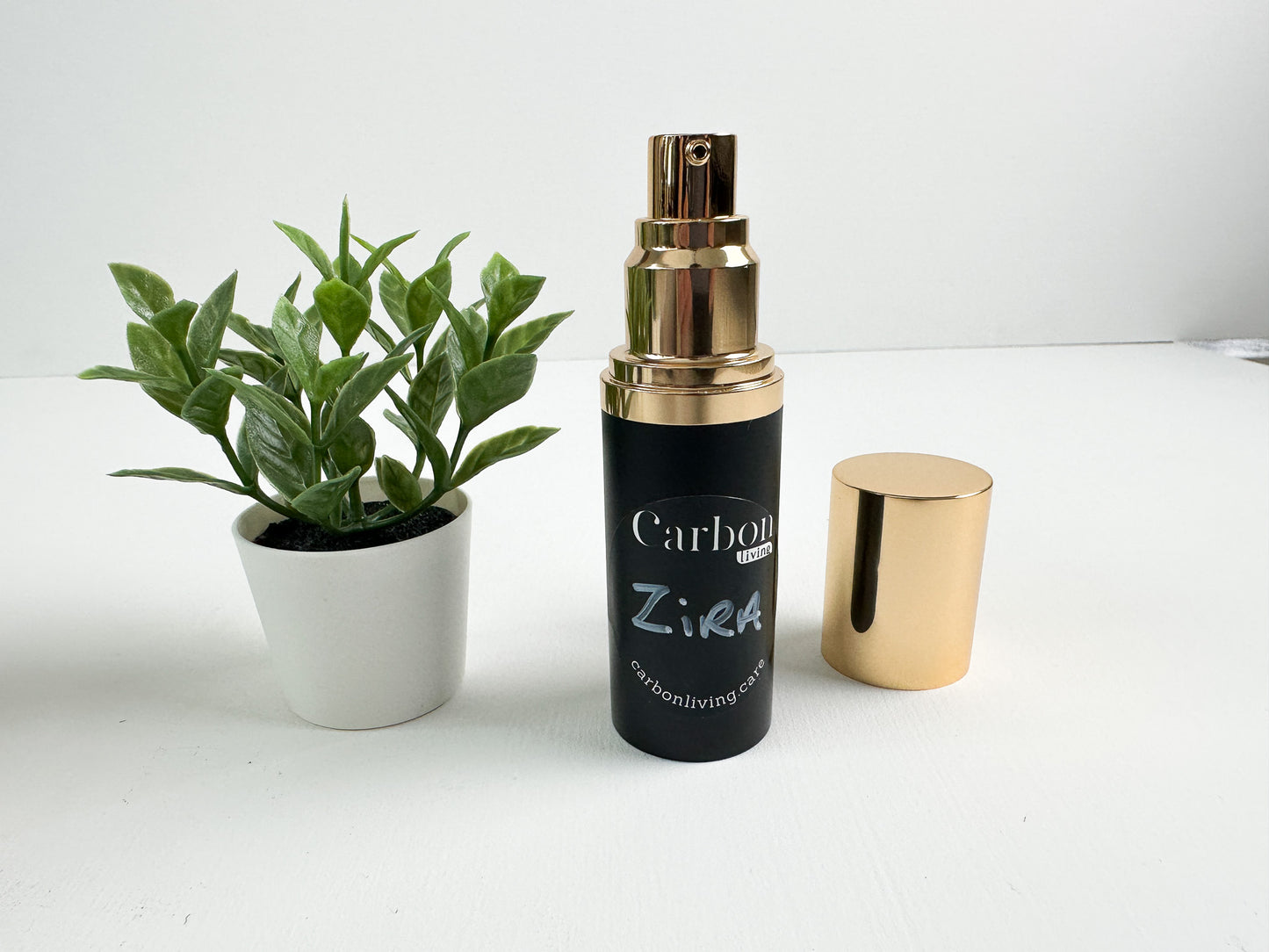 Zira Makeup Remover