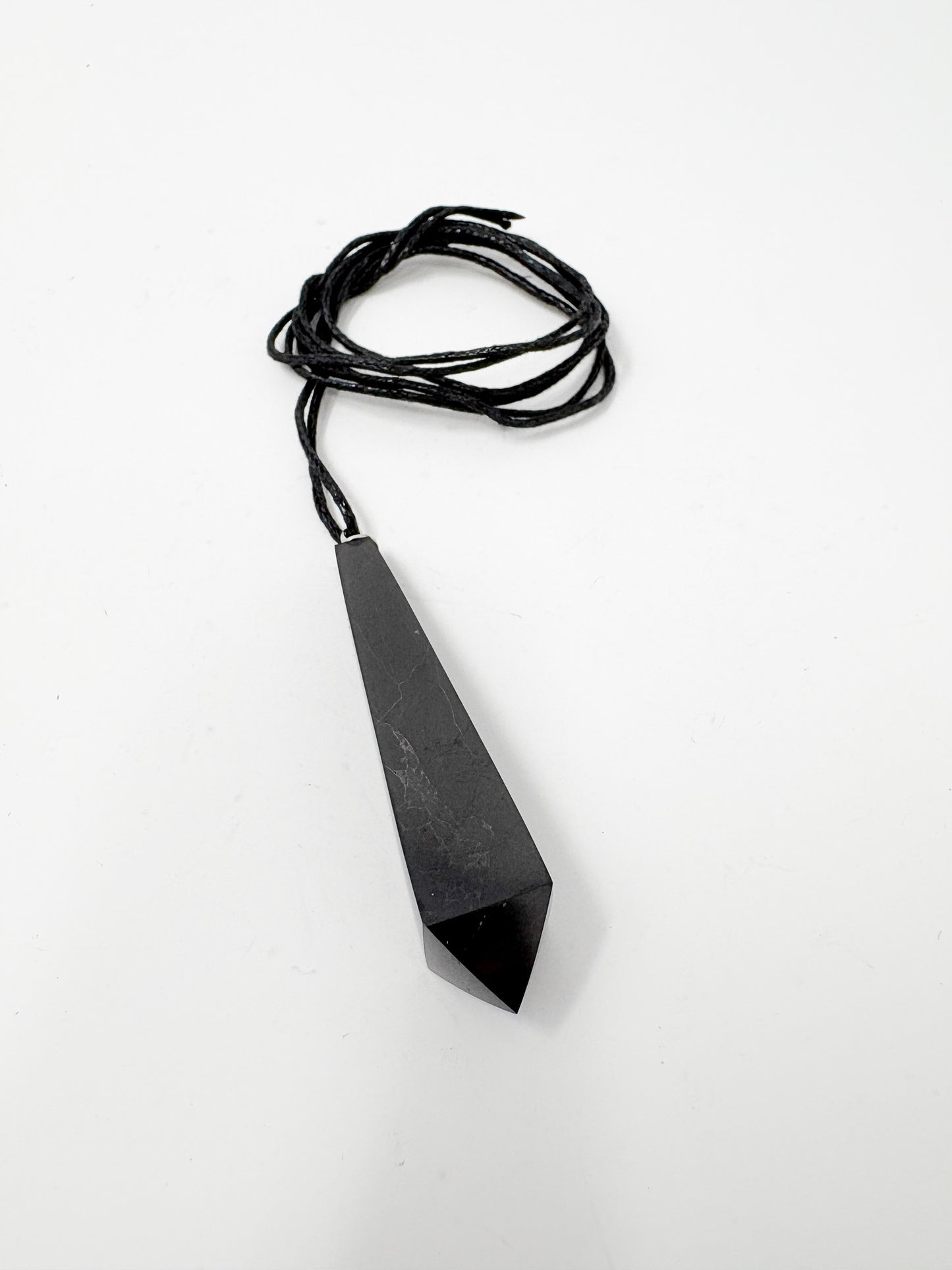 Flower Petal C60 (Pendant)