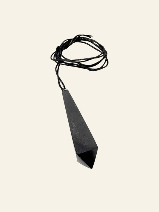 Flower Petal C60 (Pendant)